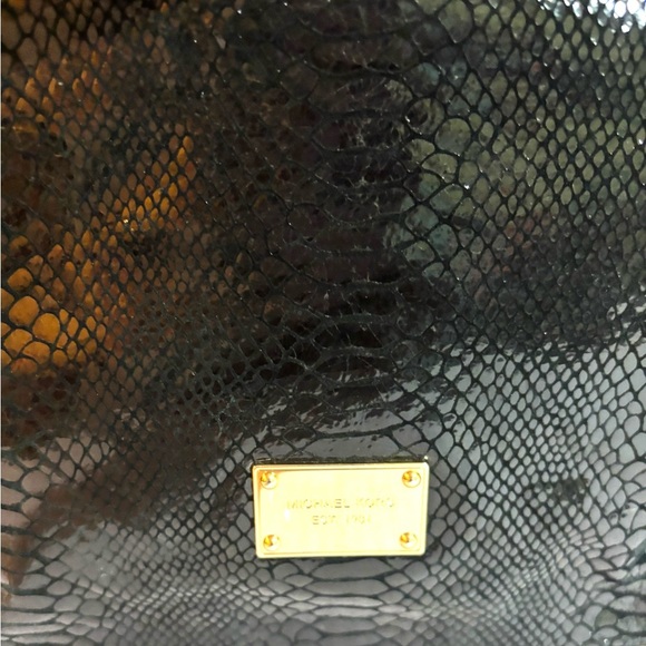 Michael kors Black snake skin pattern shoulder bag - Picture 4 of 10